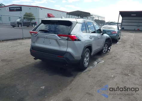 2025 Toyota Rav4 Xle z USA, uszkodzony, nr VIN 2T3W1RFV2SC336439